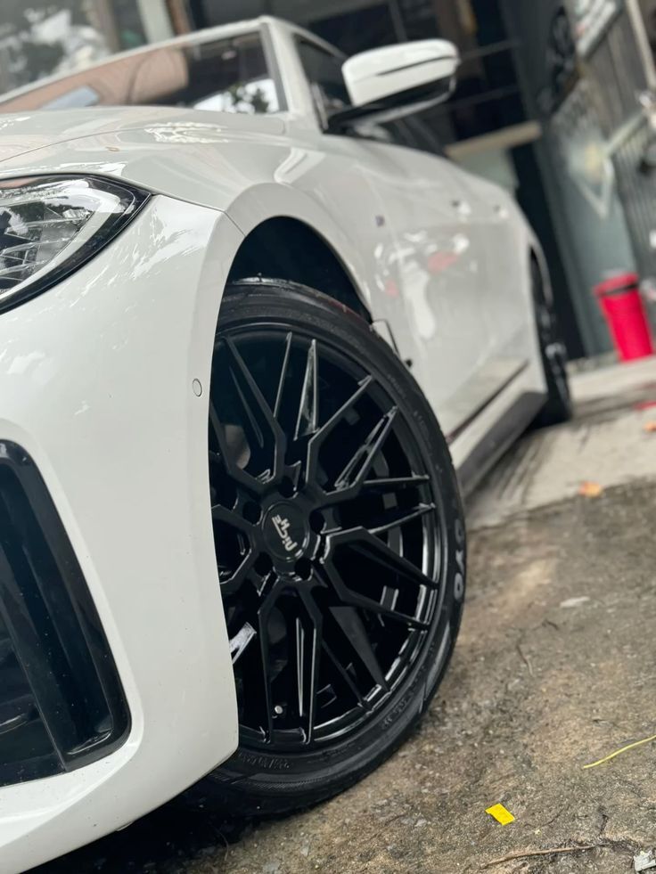 bmw rines negro piano